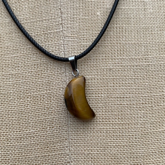 Handmade Genuine Tiger Eye Stone Mini Moon Amulet Necklace - Picture 11 of 12